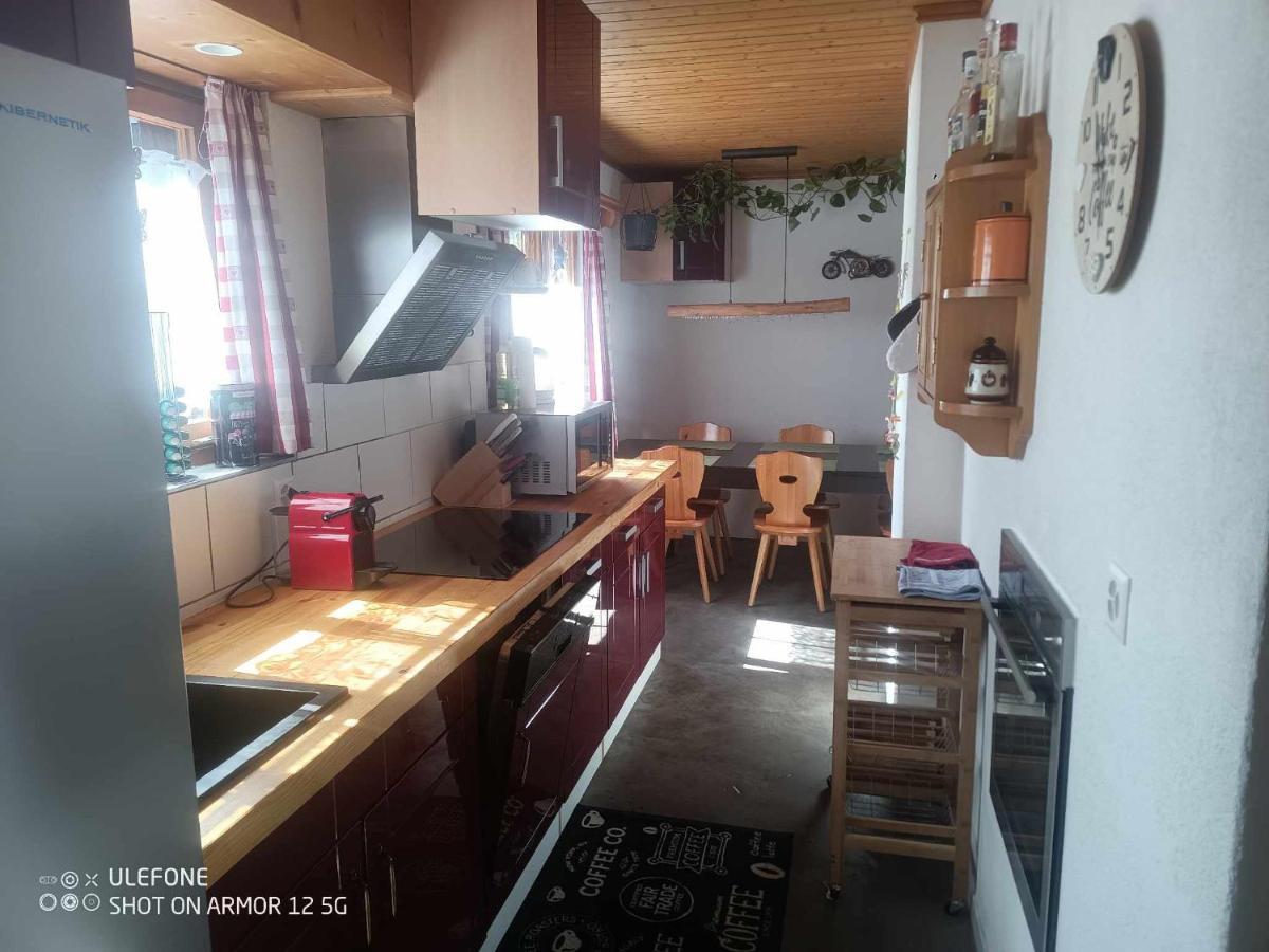 Haldi Apartment Klosters Esterno foto
